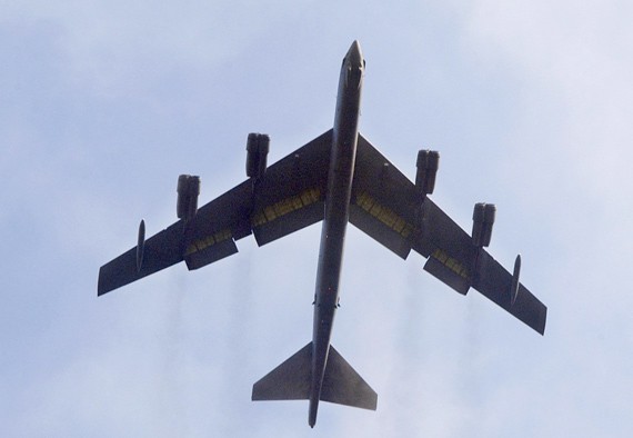 Máy bay ném bom B-52H Mỹ